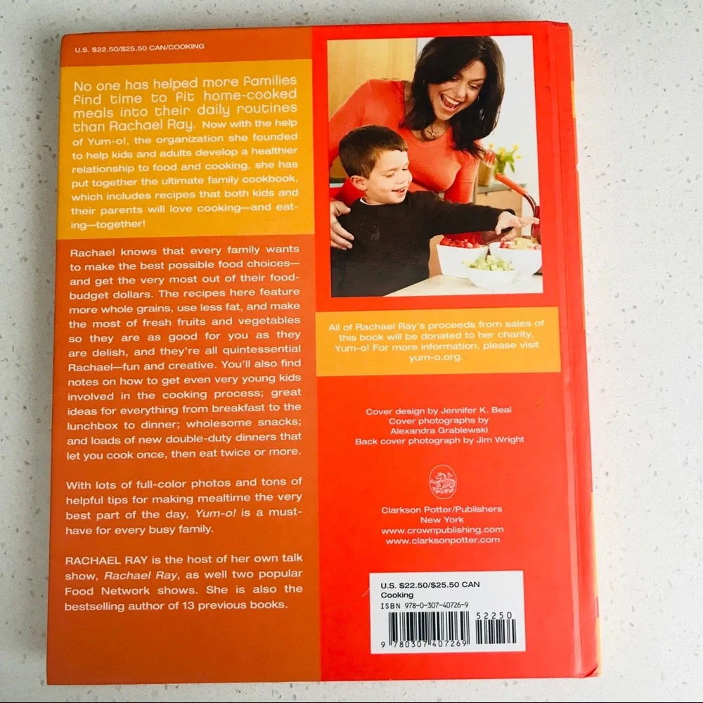Rachel Ray Yum-O Family‎ Cookbook